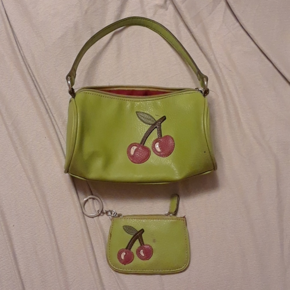 Hand bag